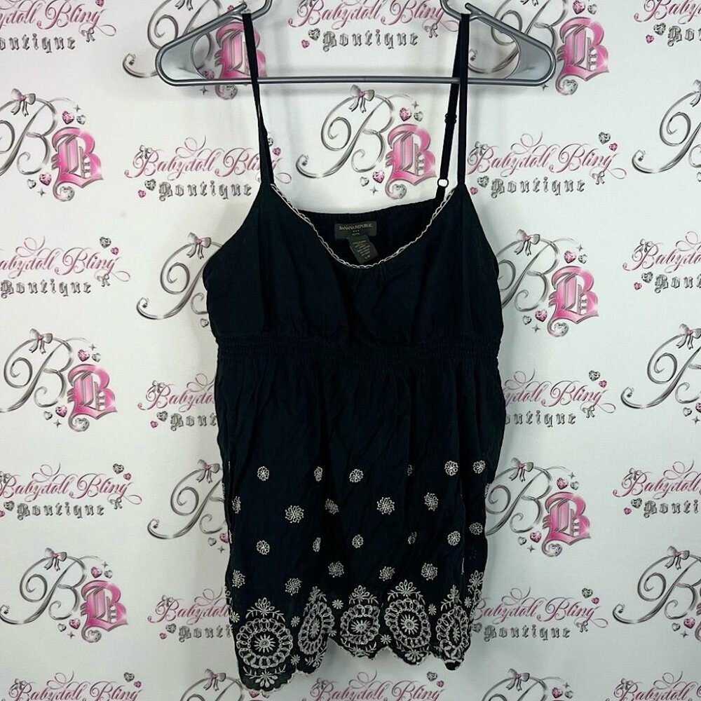 Banana Republic tank top boho Black Camisole with White Embroidery details